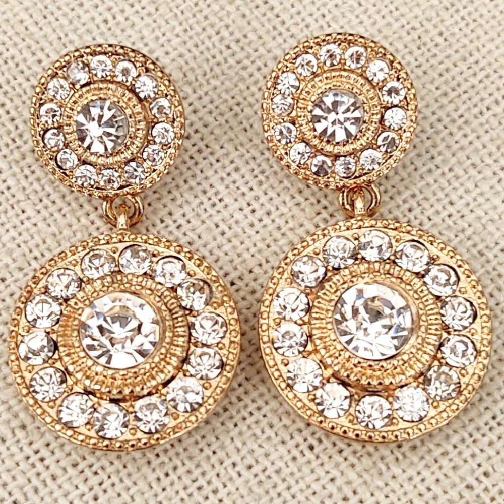 Ornate gold and crystal earrings - Picture 6 of 11